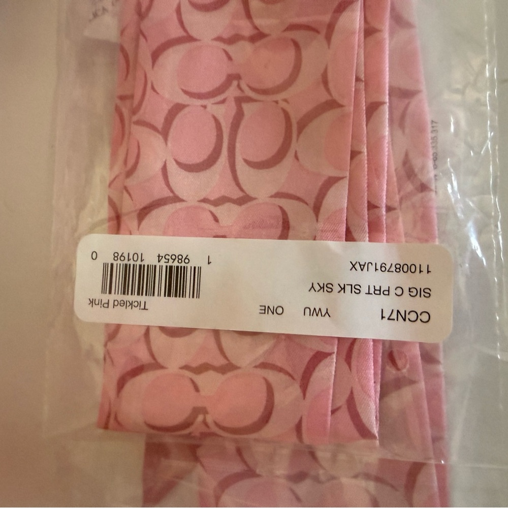 Coach Powder Pink Laurel bag, matching wallet, passport holder, bandeau set! - Picture 2 of 10